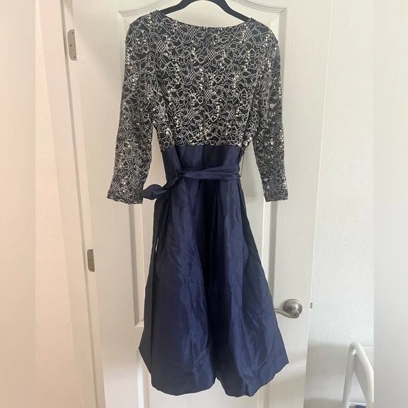 Jessica Howard Lace & Sequin Bodice Flare Dress SZ 10 - Picture 7 of 7